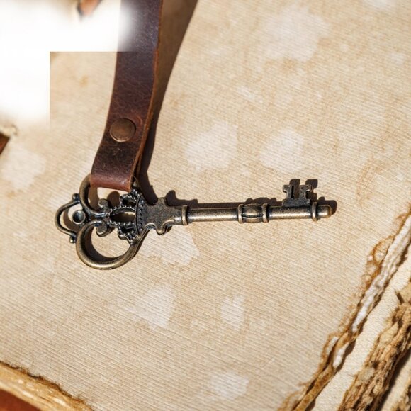 Leather Diary Writing Notebook Unique Handmade Embossed Travel Deckle Edge Paper - Picture 8 of 8